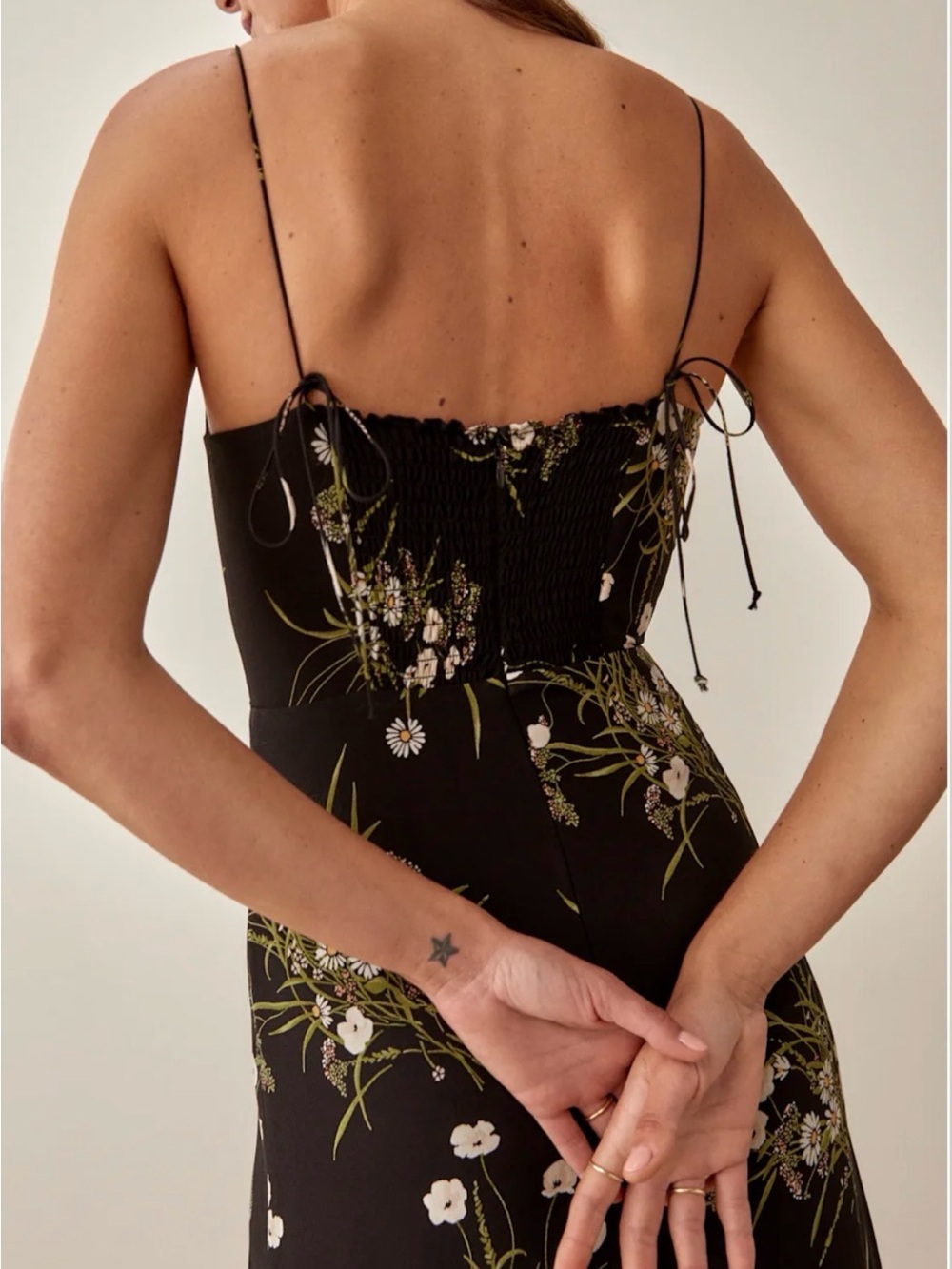 Reformation Melita Dress size 6 worn only once - Picture 3 of 8